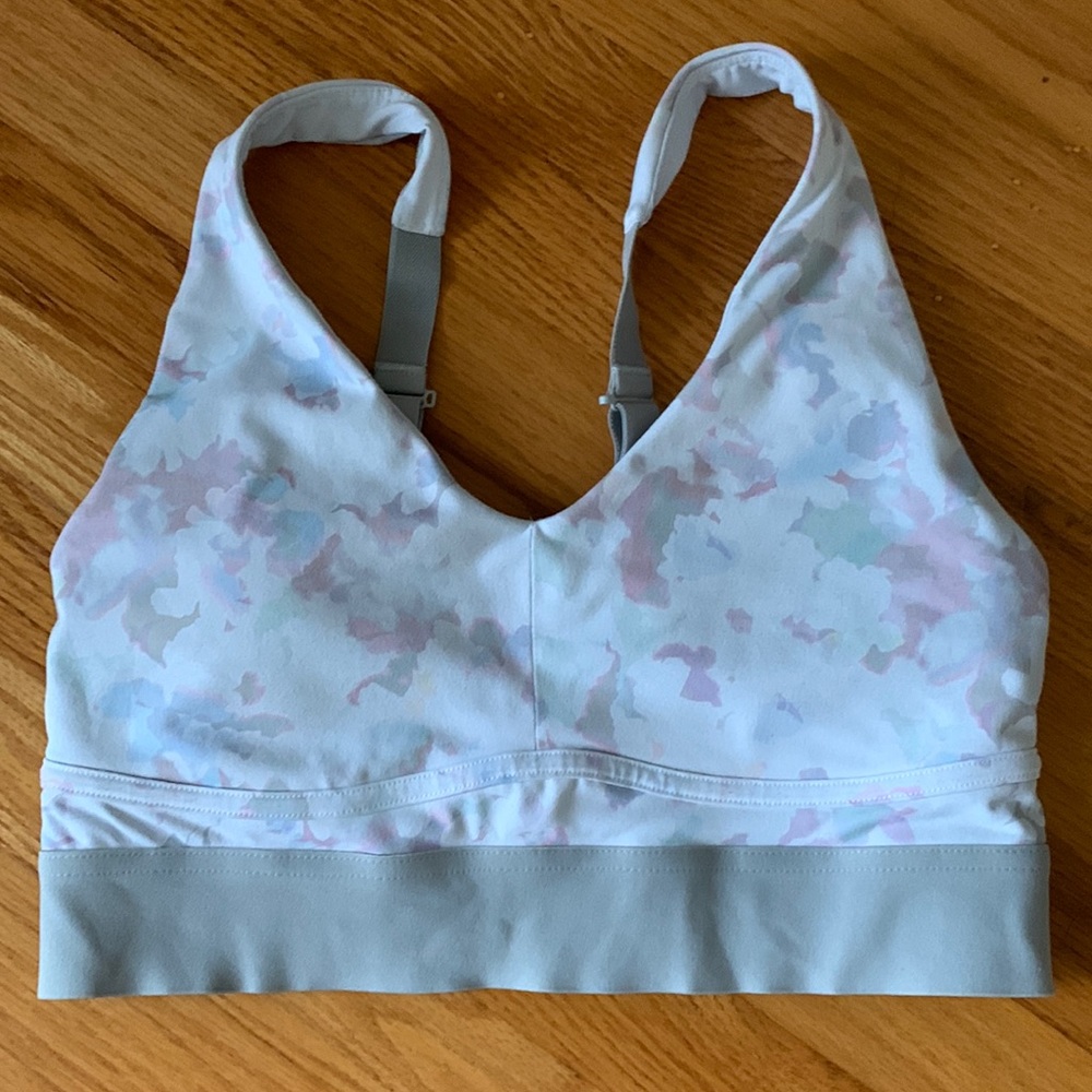 Fabletics bra size M watercolor print adjustable straps
